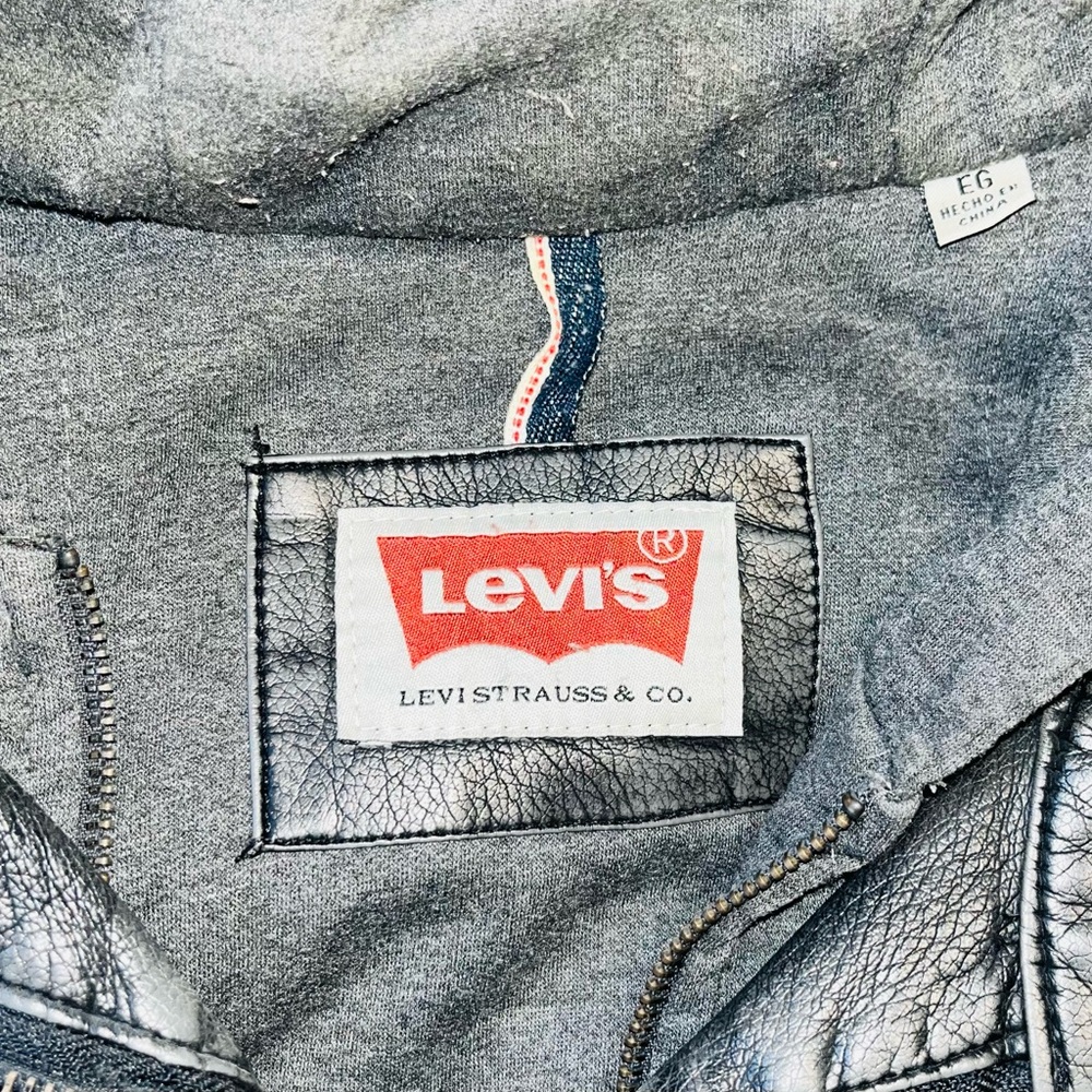 Levi's Hooded Faux Leather Black Jacket sz XL - Picture 3 of 11